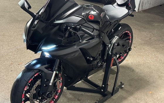 Gebrauchtmotorrad Yamaha R1 - Bild 8