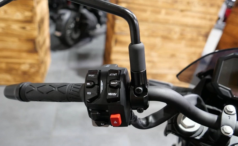 Angebot Kawasaki Z7 Hybrid Bild 8: Angebot Kawasaki Z7 Hybrid