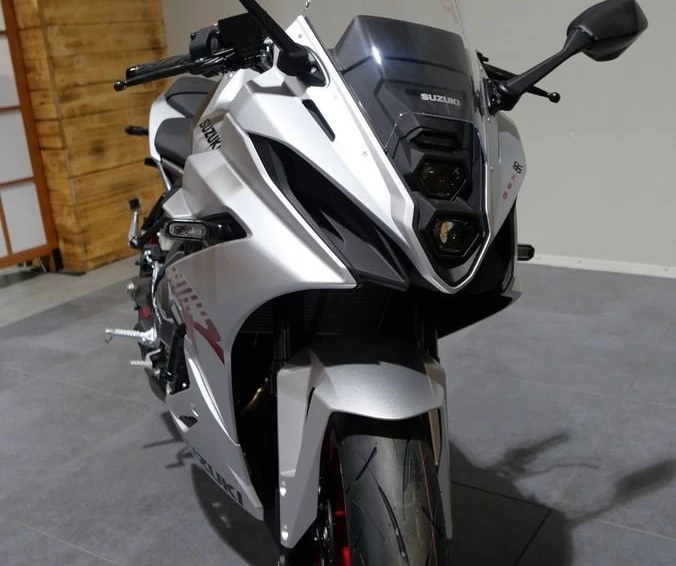 Angebot Suzuki GSX-8R Bild 4: Angebot Suzuki GSX-8R