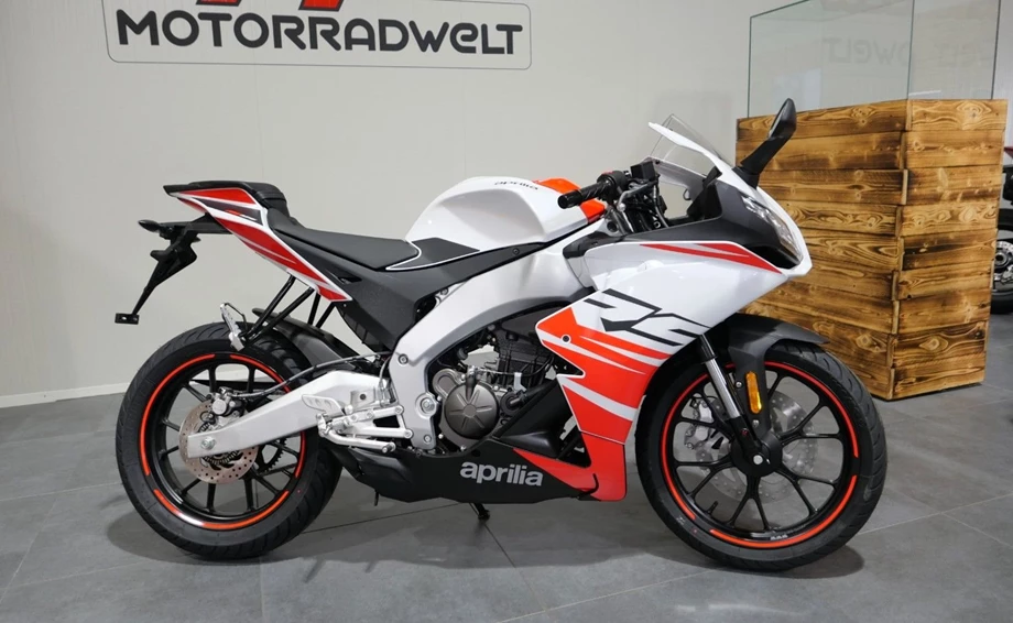 Angebot Aprilia RS 125 Bild 4: Angebot Aprilia RS 125