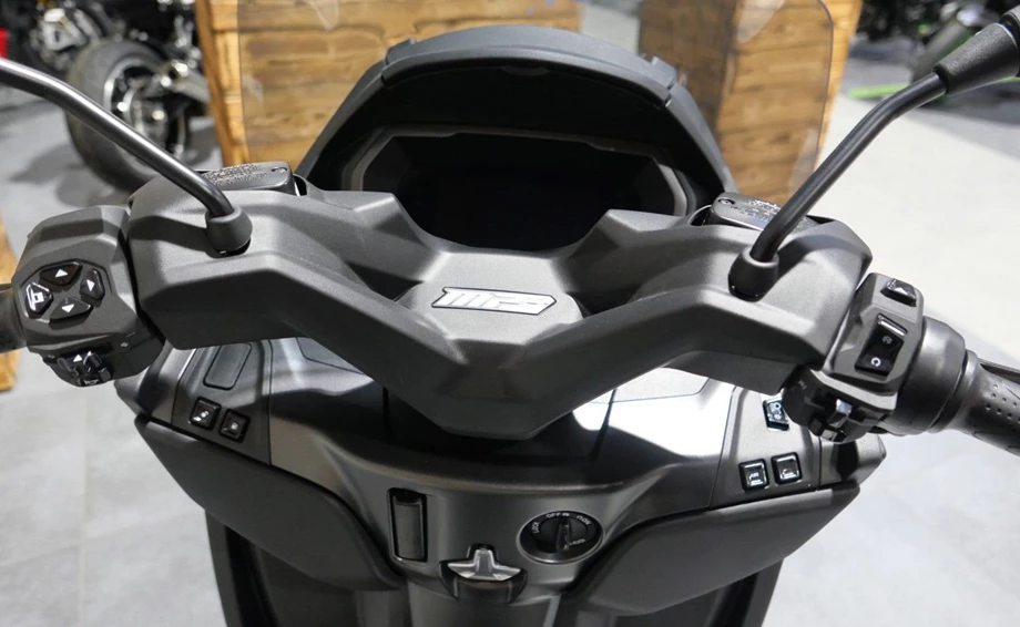 Angebot Piaggio MP3 400 Sport Bild 9: Angebot Piaggio MP3 400 Sport