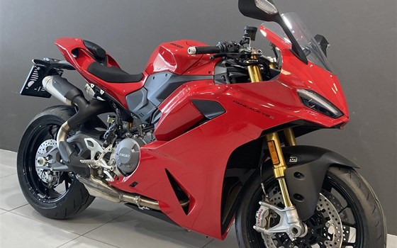 Neufahrzeug Ducati Panigale V2 S - Bild 1 Neufahrzeug Ducati Panigale V2 S - Bild 1