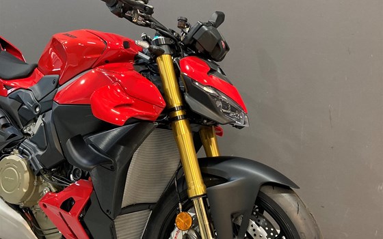 Neufahrzeug Ducati Streetfighter V4 S - Bild 4 Neufahrzeug Ducati Streetfighter V4 S - Bild 4
