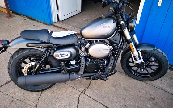 Neufahrzeug Hyosung GV 125i S Aquila EVO ABS - Bild 12