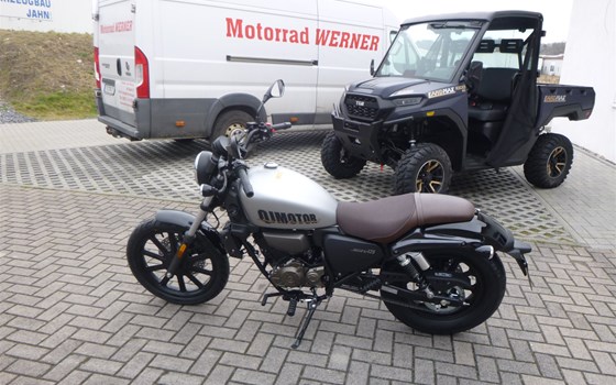 Neufahrzeug QJ Motor SRV 125 - Bild 1