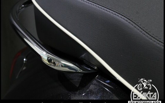 Neufahrzeug Vespa GTS 310 Super - Bild 29