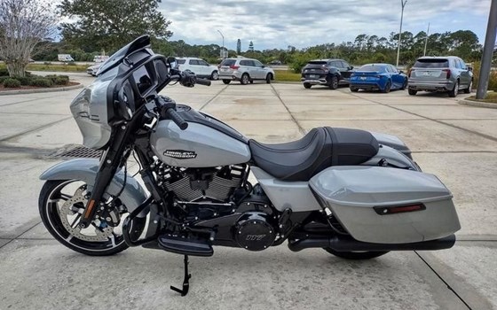 Neufahrzeug Harley-Davidson Street Glide FLHX - Bild 3