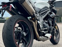 Gebrauchtmotorrad Triumph Speed Triple RS TOP, Arrow Auspuff, CARBON....