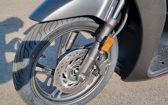 Neufahrzeug Honda SH125i - Bild 5