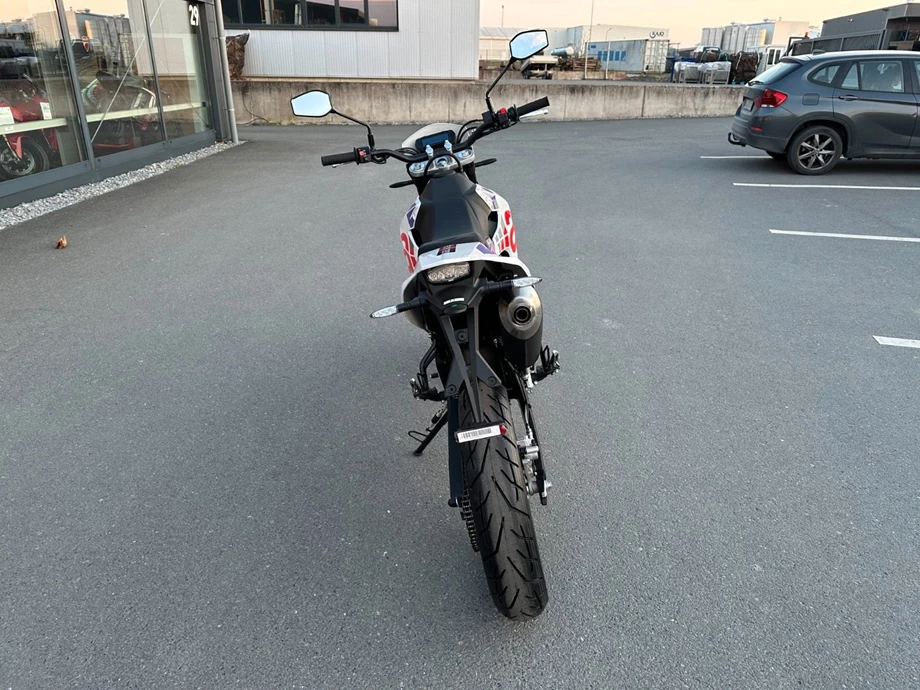 Angebot Aprilia SX 125 Bild 6: Angebot Aprilia SX 125