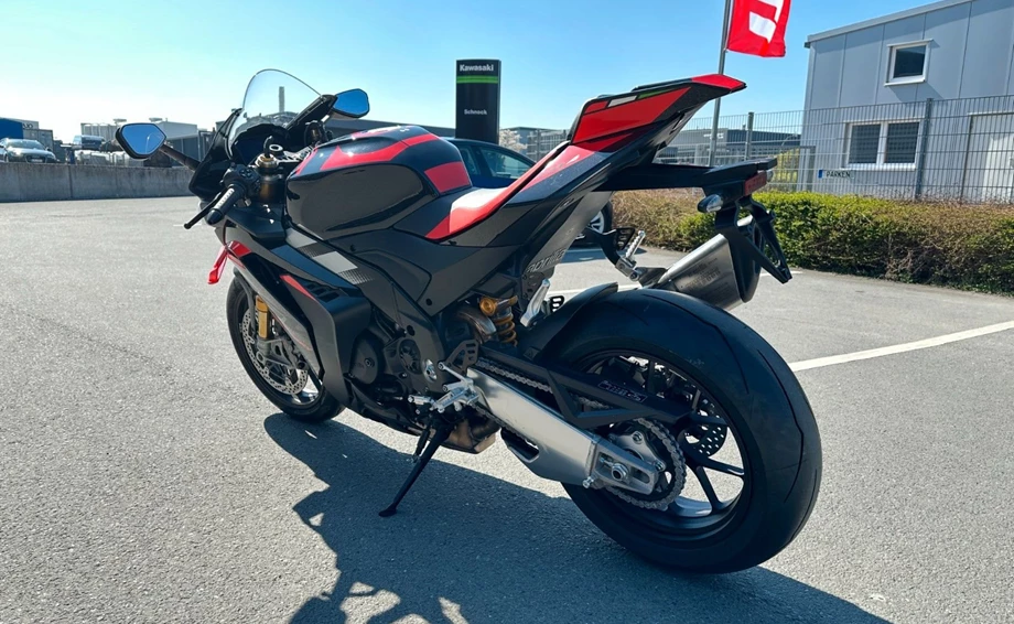 Angebot Aprilia RSV4 1100 Factory Bild 5: Angebot Aprilia RSV4 1100 Factory