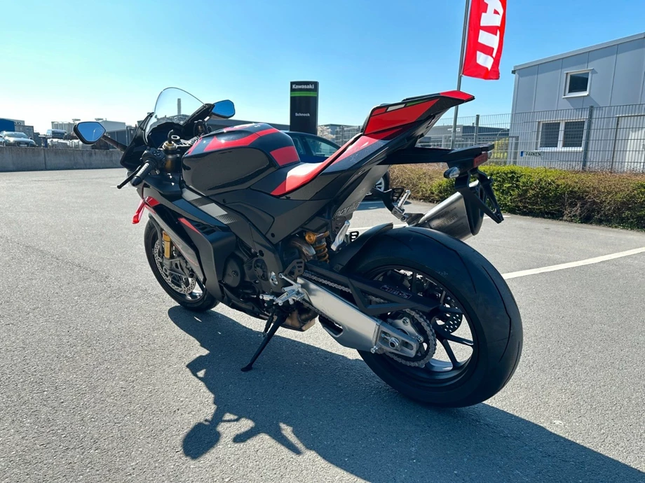 Angebot Aprilia RSV4 1100 Factory Bild 5: Angebot Aprilia RSV4 1100 Factory