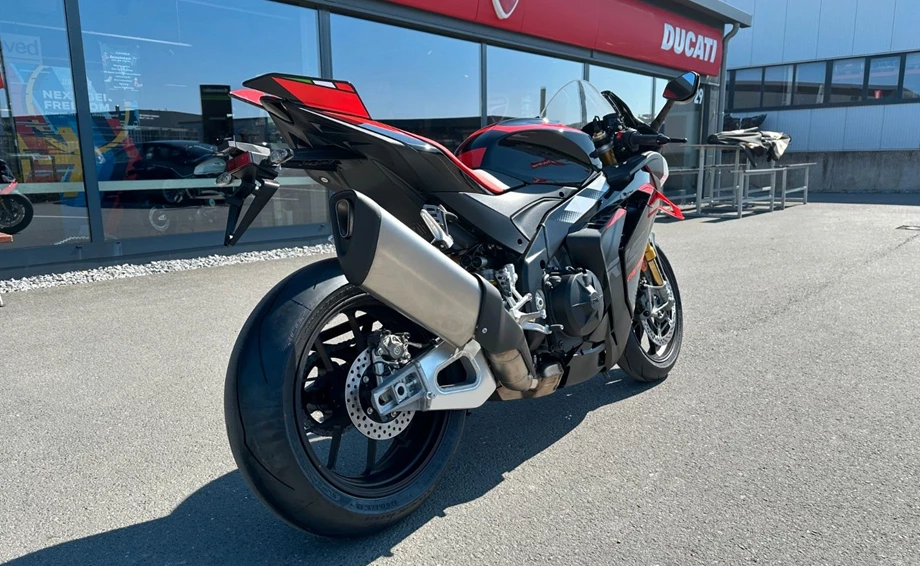 Angebot Aprilia RSV4 1100 Factory Bild 7: Angebot Aprilia RSV4 1100 Factory