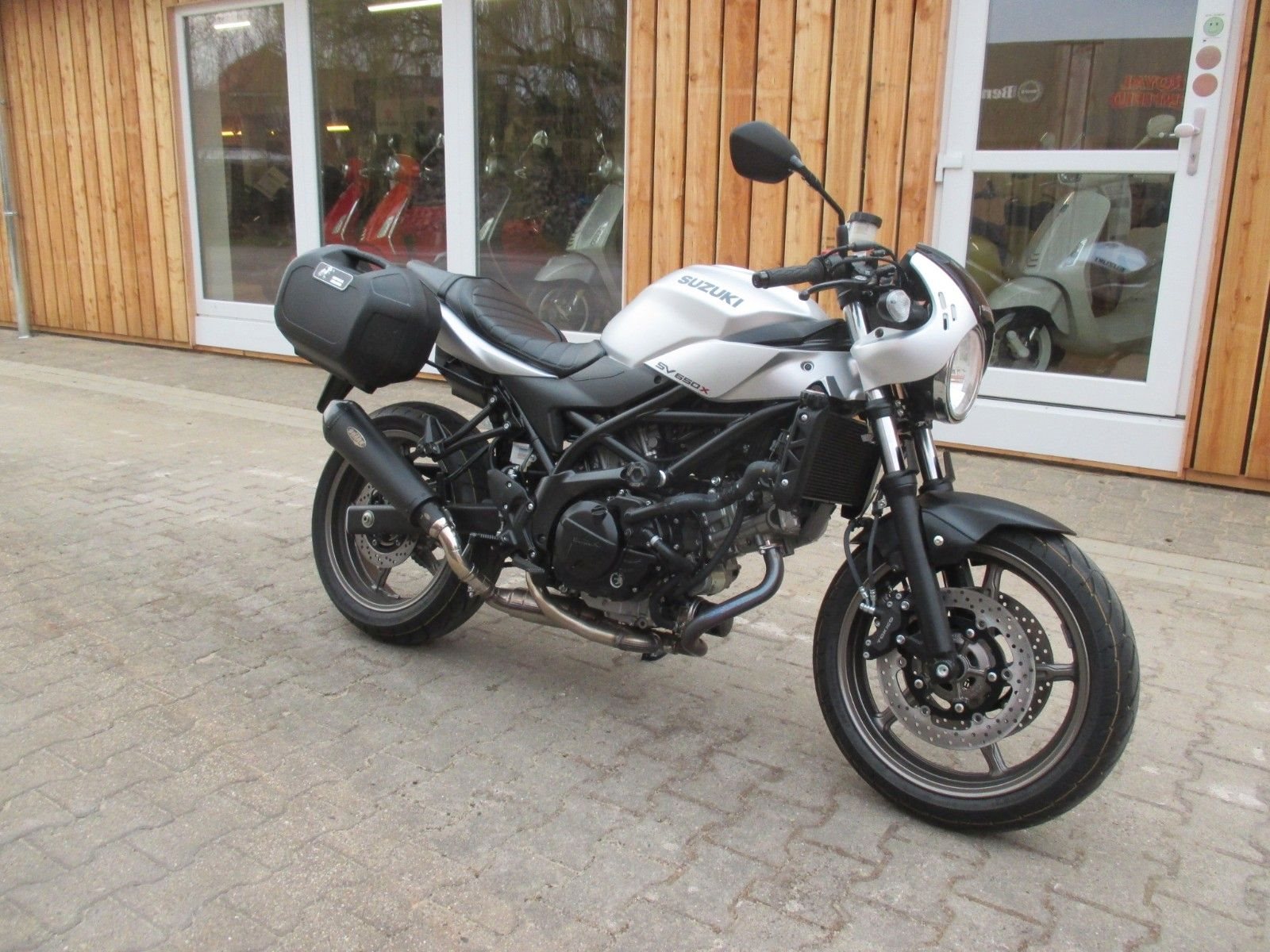 Suzuki SV650X