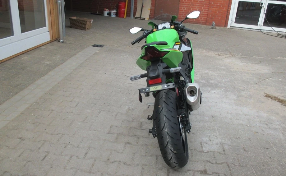 Angebot Kawasaki Ninja ZX-4RR Bild 4: Angebot Kawasaki Ninja ZX-4RR