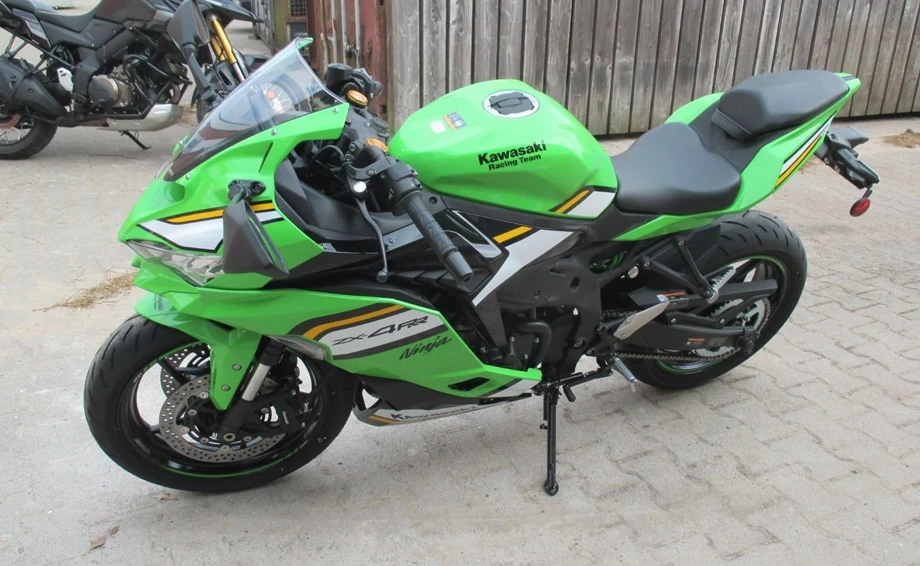 Angebot Kawasaki Ninja ZX-4RR Bild 6: Angebot Kawasaki Ninja ZX-4RR