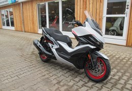 Neumotorrad Kymco Xciting 500i