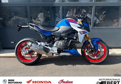BMW F 900 R