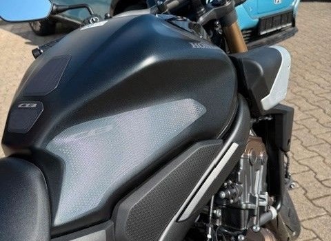 Neufahrzeug Honda CB650R E-Clutch - Bild 11