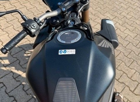 Neufahrzeug Honda CB650R E-Clutch - Bild 12