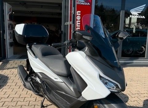 Neufahrzeug Honda Forza 125 - Bild 1