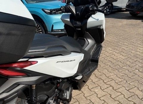 Neufahrzeug Honda Forza 125 - Bild 10