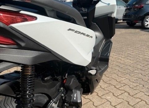 Neufahrzeug Honda Forza 125 - Bild 13