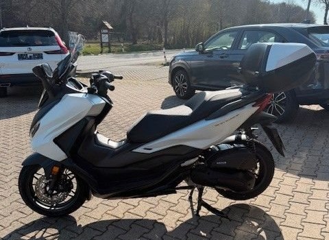 Neufahrzeug Honda Forza 125 - Bild 8
