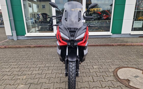 Neufahrzeug Voge SR1 ADV 125 ABS TCS - Bild 3