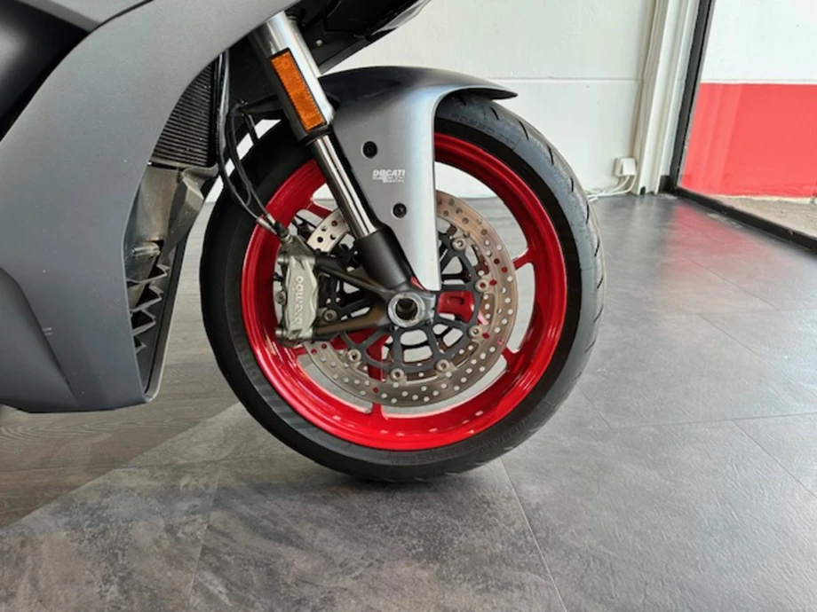 Angebot Ducati SuperSport Bild 3: Angebot Ducati SuperSport