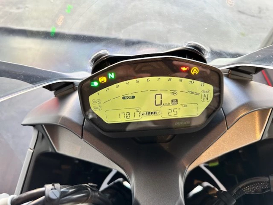 Angebot Ducati SuperSport Bild 5: Angebot Ducati SuperSport