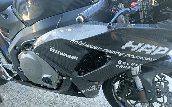 Gebrauchtmotorrad Honda CBR1000RR Fireblade - Bild 14 Gebrauchtmotorrad Honda CBR1000RR Fireblade - Bild 14