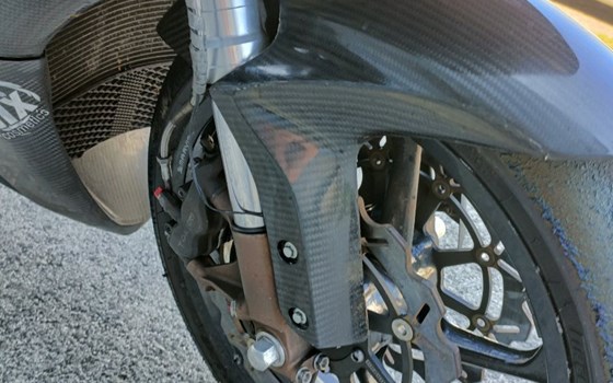 Gebrauchtmotorrad Honda CBR1000RR Fireblade - Bild 16 Gebrauchtmotorrad Honda CBR1000RR Fireblade - Bild 16