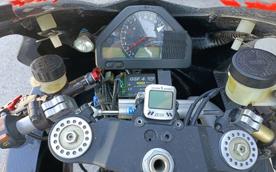 Gebrauchtmotorrad Honda CBR1000RR Fireblade - Bild 19 Gebrauchtmotorrad Honda CBR1000RR Fireblade - Bild 19