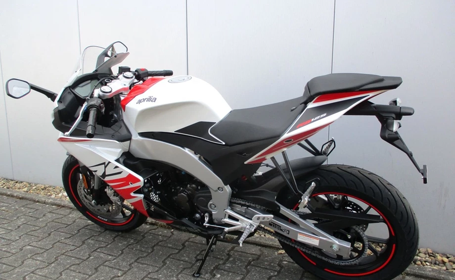 Angebot Aprilia RS 125 Bild 5: Angebot Aprilia RS 125