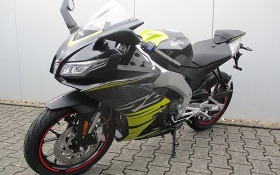 Neufahrzeug Aprilia RS 125 - Bild 8