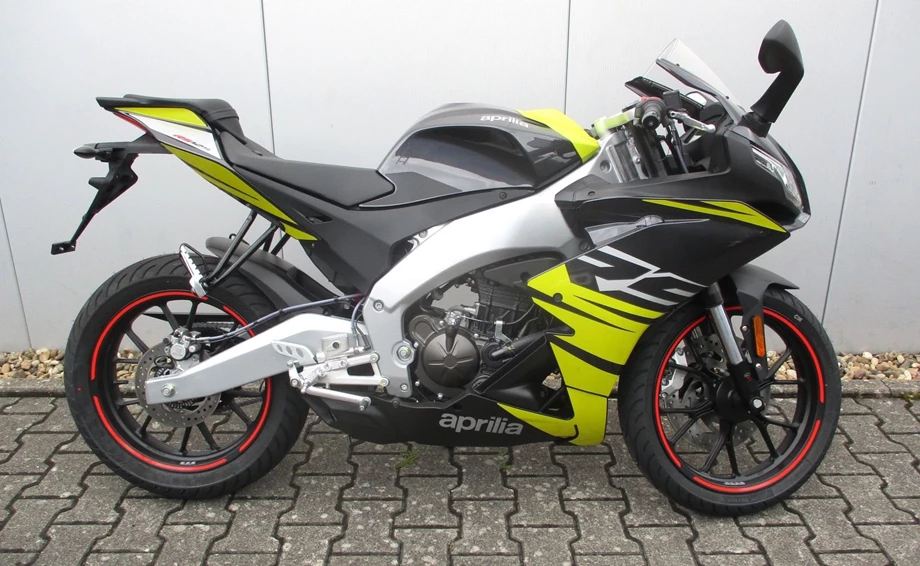 Angebot Aprilia RS 125 Bild 9: Angebot Aprilia RS 125