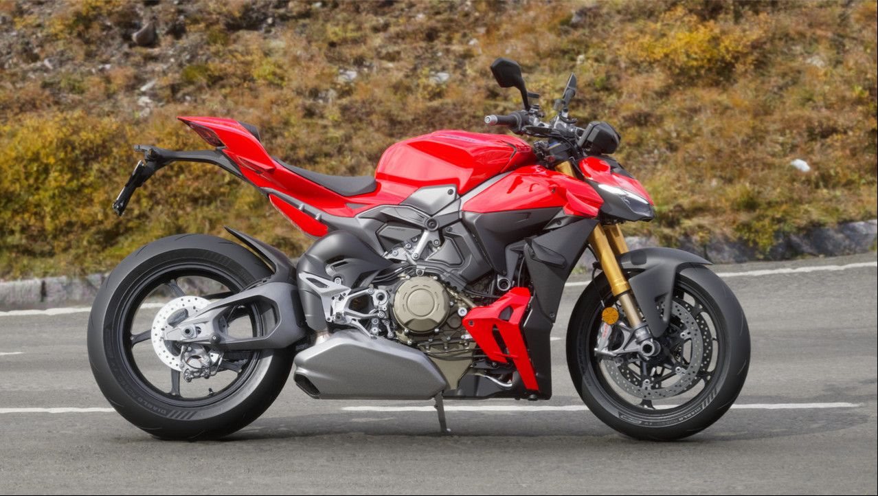 Ducati Streetfighter V4 S