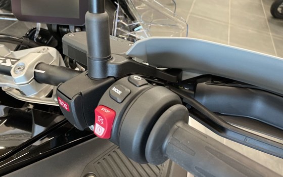 Gebrauchtmotorrad BMW R 1300 GS Adventure - Bild 11