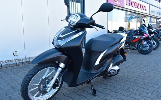 Gebrauchtmotorrad Honda SH Mode 125 - Bild 2