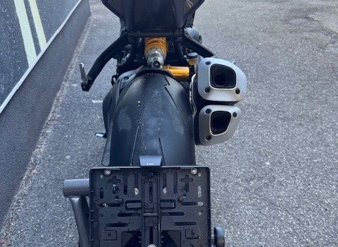 Gebrauchtmotorrad Ducati Monster 1200 R - Bild 4 Gebrauchtmotorrad Ducati Monster 1200 R - Bild 4