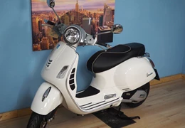 Gebrauchte Vespa GTS 125 Super iGET Gebrauchte Vespa GTS 125 Super iGET