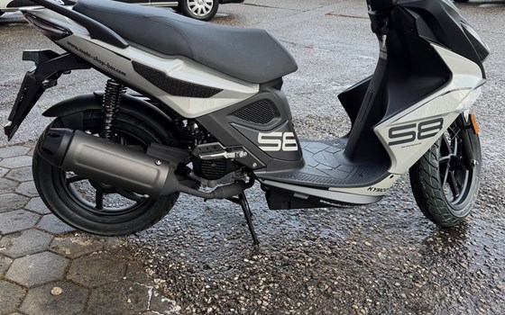 Neufahrzeug Kymco Super 8 R 50i - Bild 1