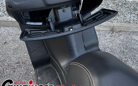 Gebrauchtmotorrad Suzuki Burgman 125 - Bild 8 Gebrauchtmotorrad Suzuki Burgman 125 - Bild 8