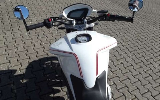 Gebrauchtmotorrad MV Agusta Brutale 800 - Bild 12
