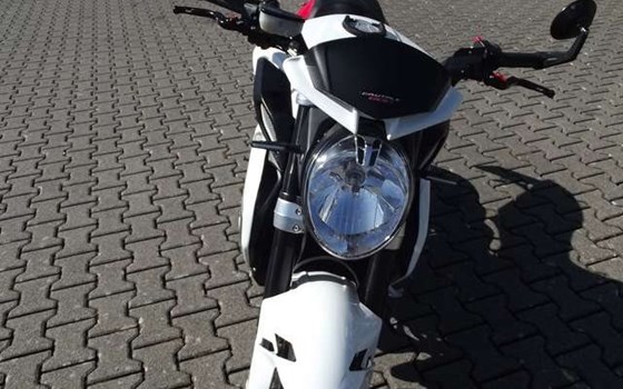 Gebrauchtmotorrad MV Agusta Brutale 800 - Bild 13