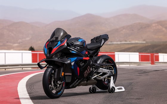 Neufahrzeug BMW M 1000 RR - Bild 5 Neufahrzeug BMW M 1000 RR - Bild 5