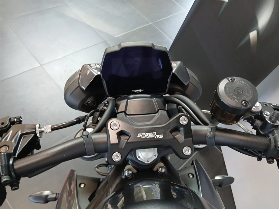Angebot Triumph Speed Triple 1200 RS Bild 7: Angebot Triumph Speed Triple 1200 RS