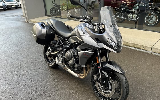 Gebrauchtmotorrad Triumph Tiger Sport 660 - Bild 1 Gebrauchtmotorrad Triumph Tiger Sport 660 - Bild 1