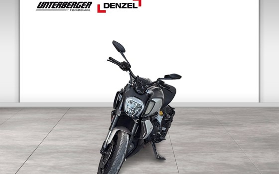 Gebrauchtmotorrad Ducati Diavel 1200 - Bild 1 Gebrauchtmotorrad Ducati Diavel 1200 - Bild 1